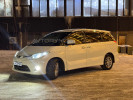 Toyota Estima 2011 года