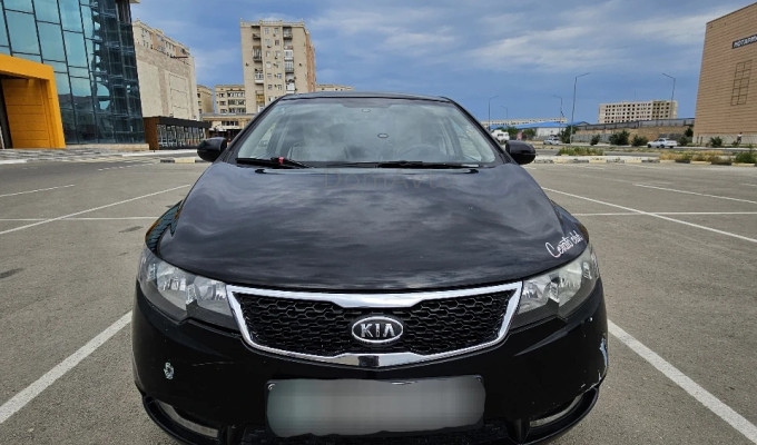 Kia Cerato 2012 года