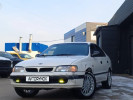 Toyota Carina E 1995 года