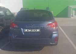 Subaru Outback 2012 года