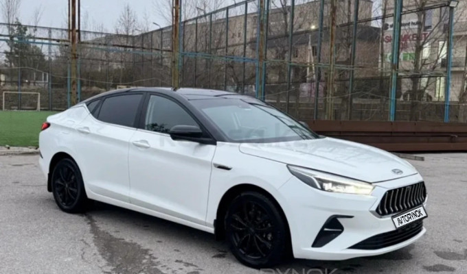 JAC J7 2021 года