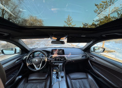 BMW 5 серия 2018 года