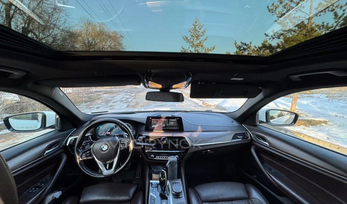 BMW 5 серия 2018 года