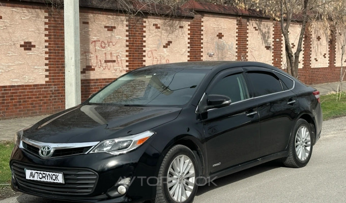 Toyota Avalon 2013 года