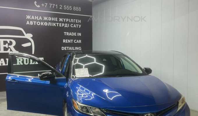 Toyota Camry 2019 года