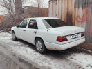 Mercedes-Benz E-Класс 1989 года