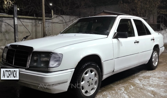 Mercedes-Benz E-Класс 1989 года
