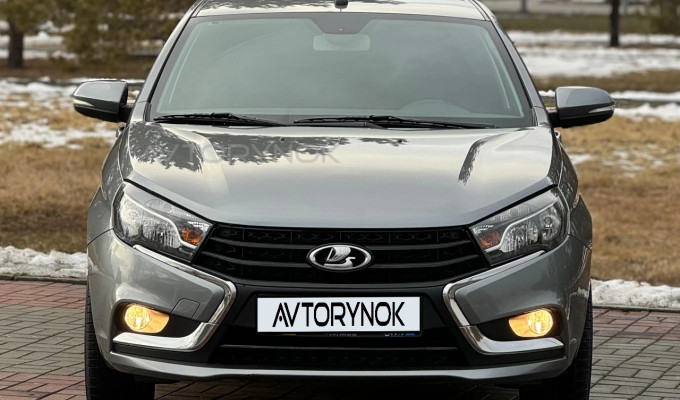 ВАЗ (Lada) Vesta 2017 года