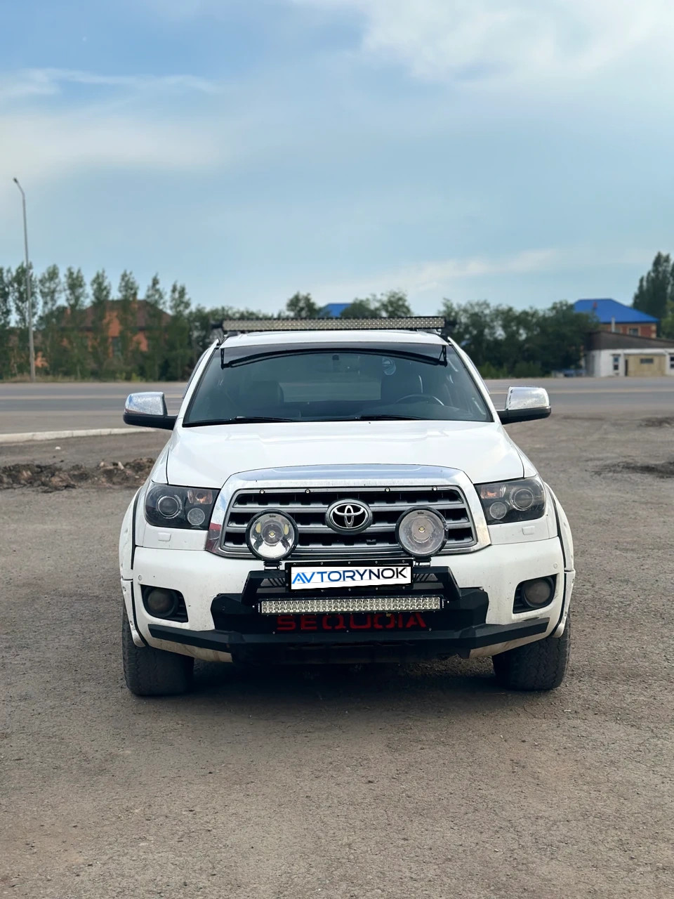 Toyota Sequoia, 2009