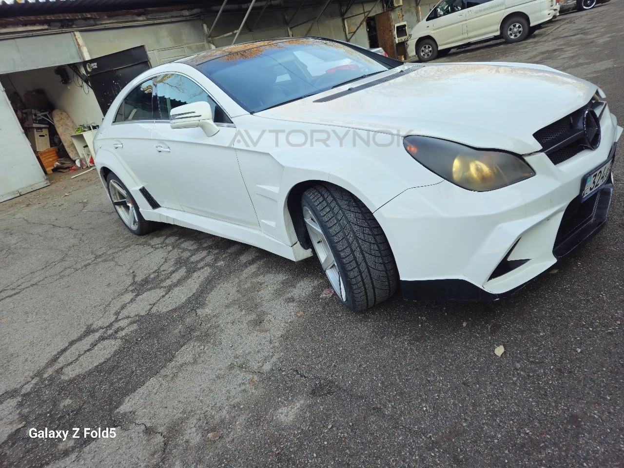 Mercedes-Benz CLS-Class, 2004