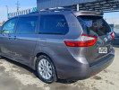 Toyota Sienna 2015 года