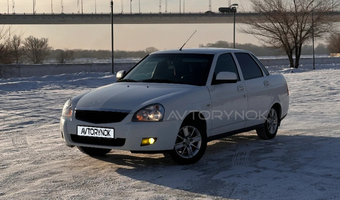 ВАЗ (Lada) Priora 2014 года
