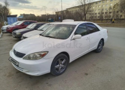 Toyota Camry 2003 года