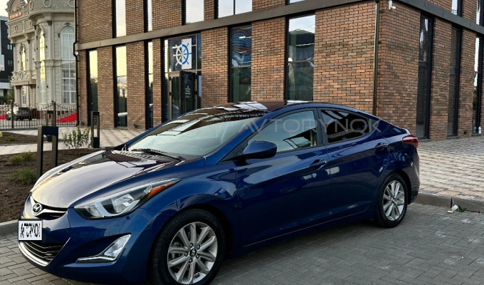 Hyundai Elantra 2015 года