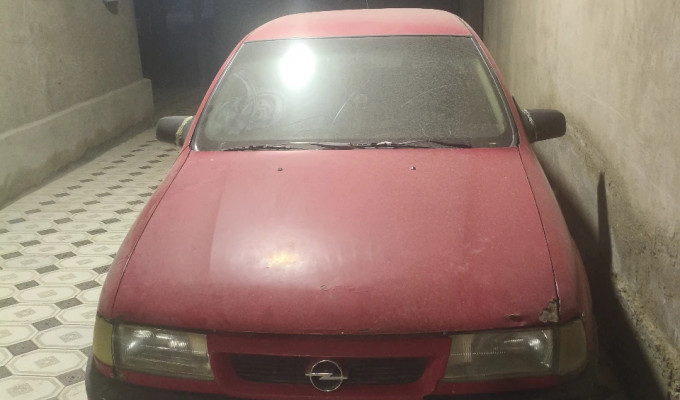 Opel Vectra 1992 года