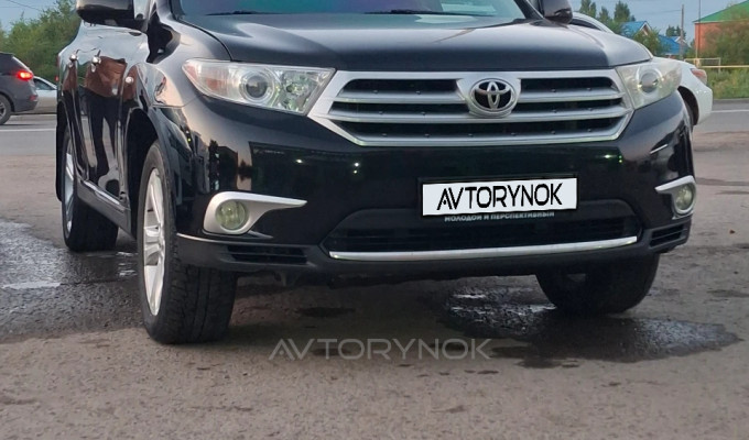 Toyota Highlander 2011 года