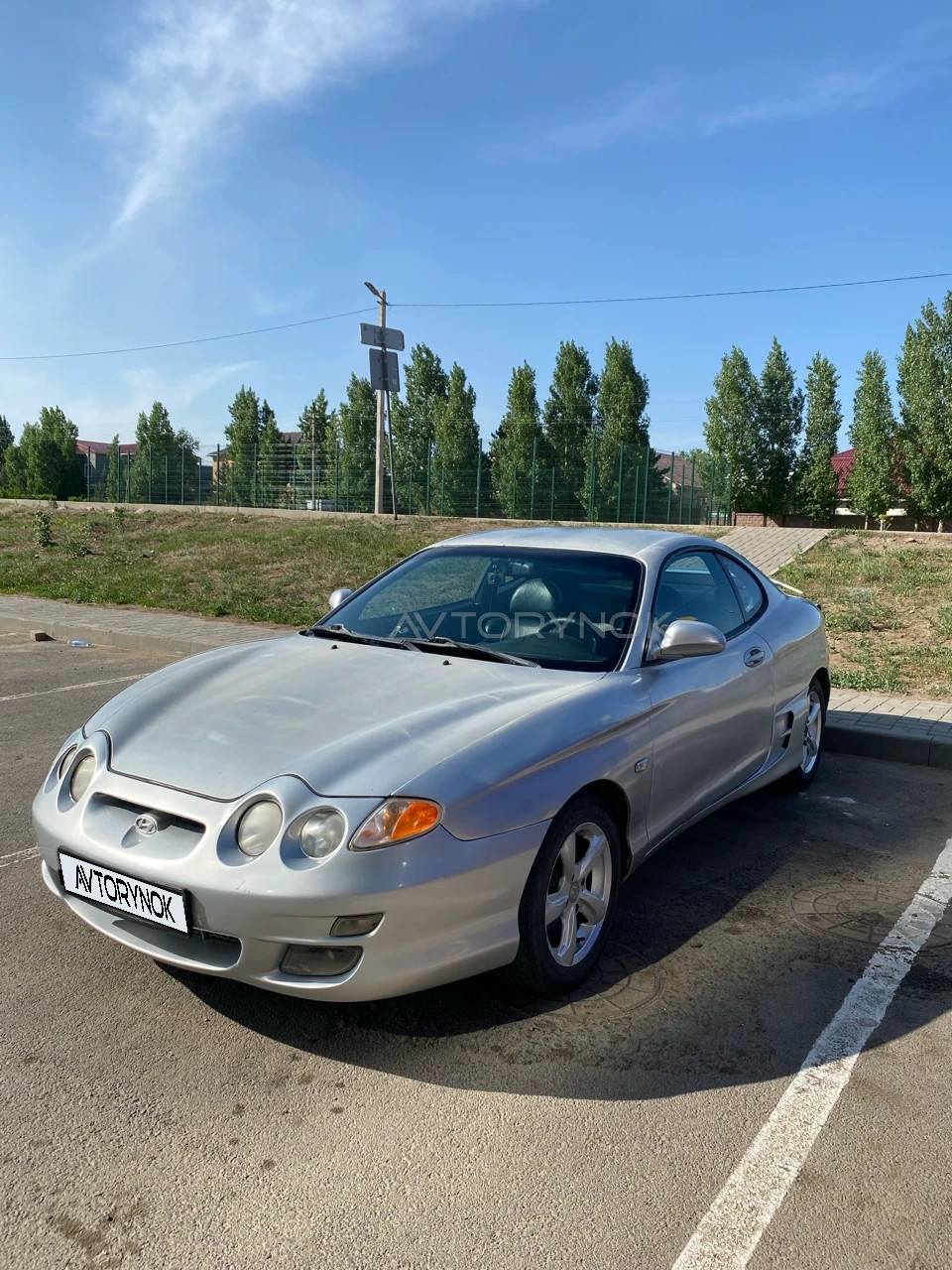 Hyundai Tiburon, 2001