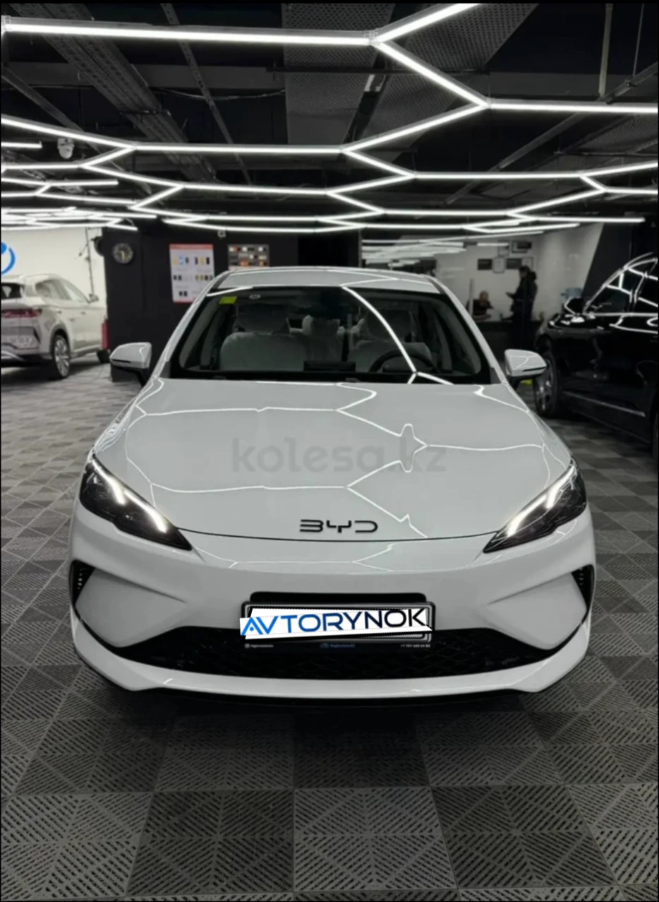 BYD Seal, 2025