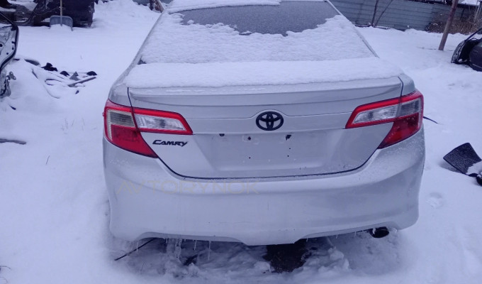 Toyota Camry 2013 года