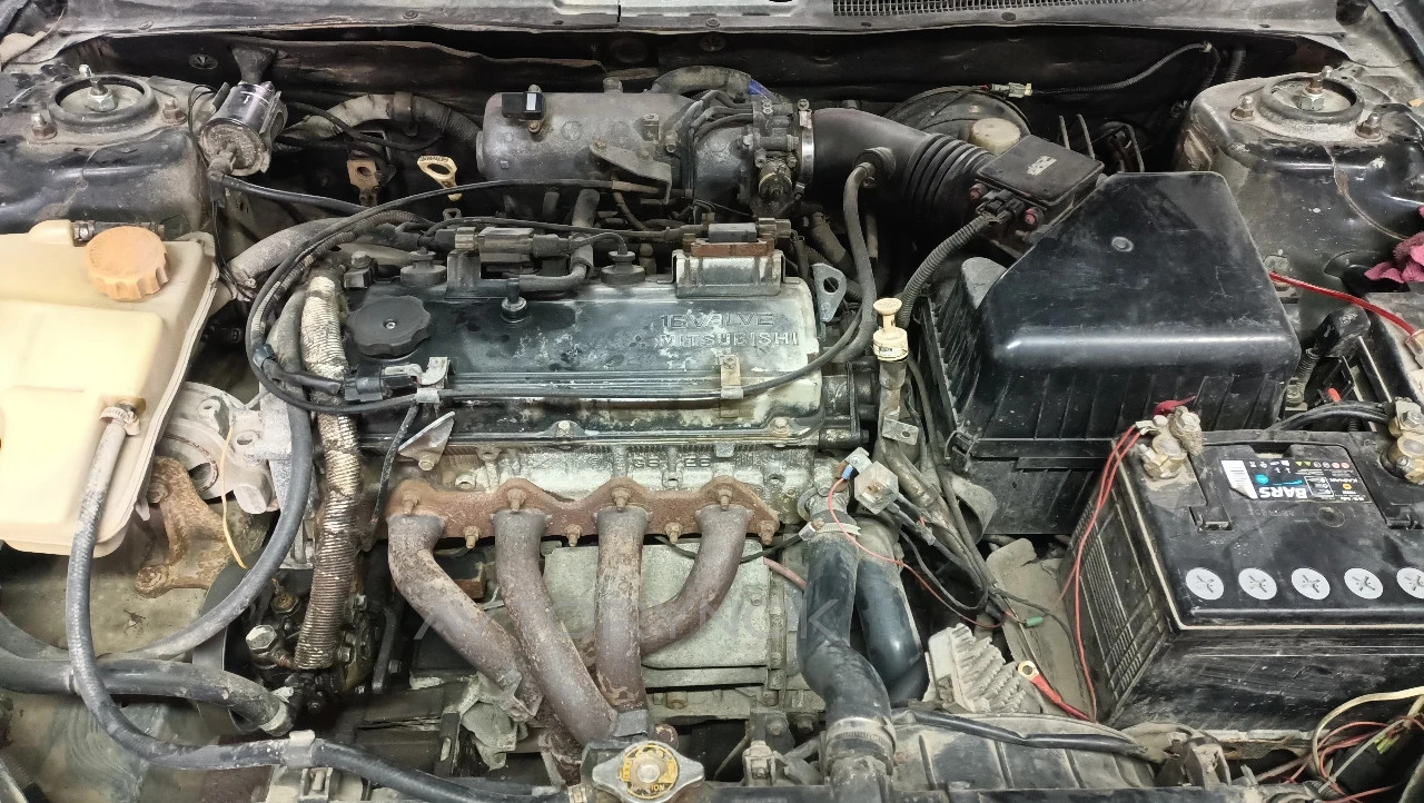 Mitsubishi Galant, 2005