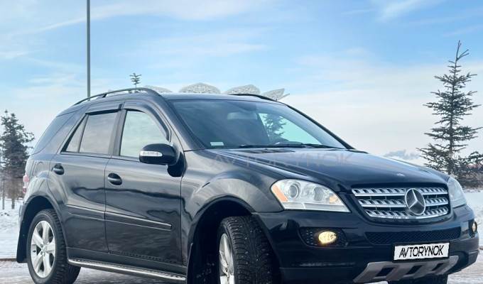 Mercedes-Benz ML-Класс 2007 года