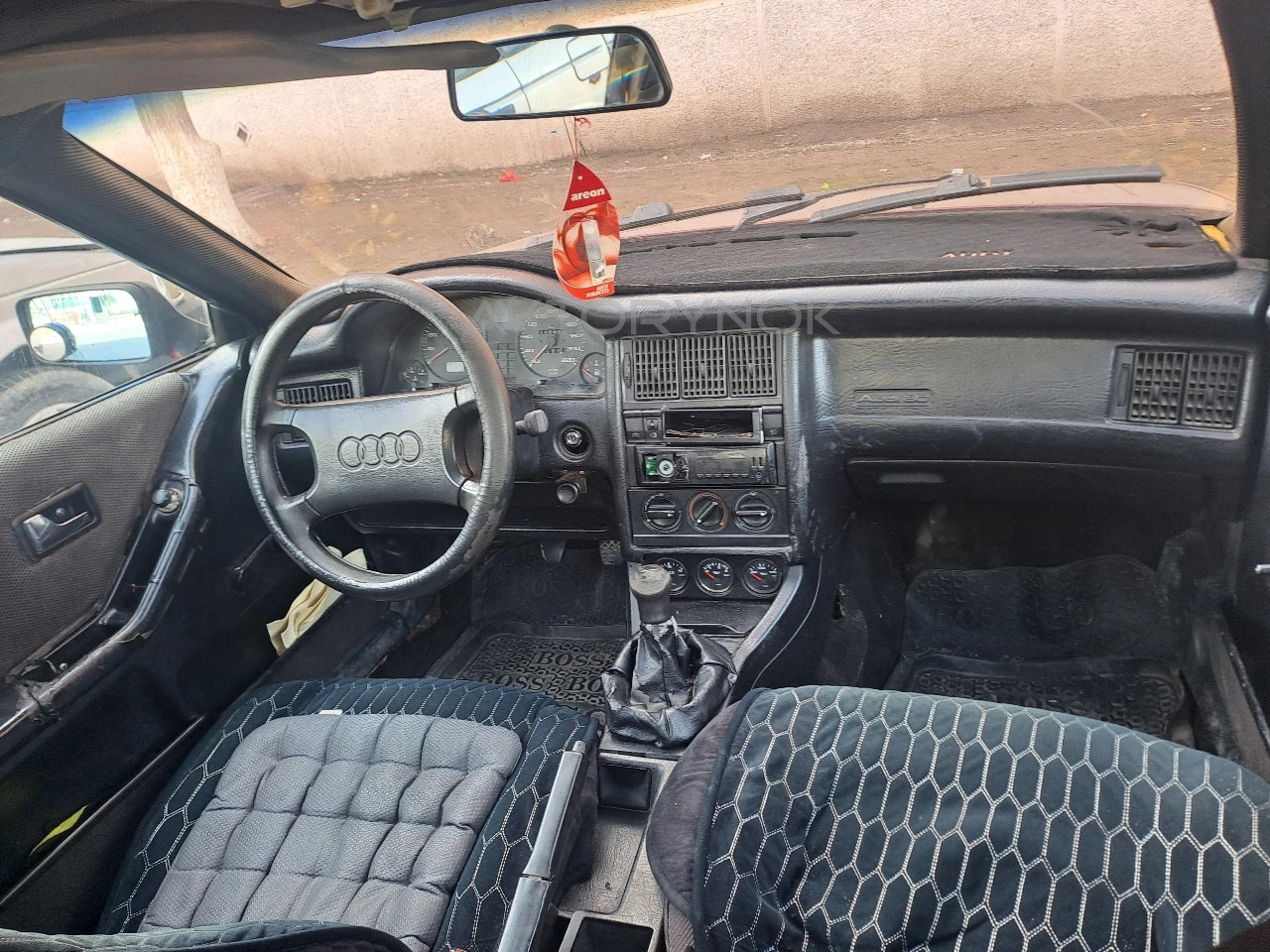 Audi 80, 1990