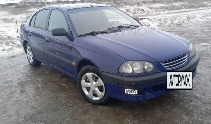 Toyota Avensis 1998 года