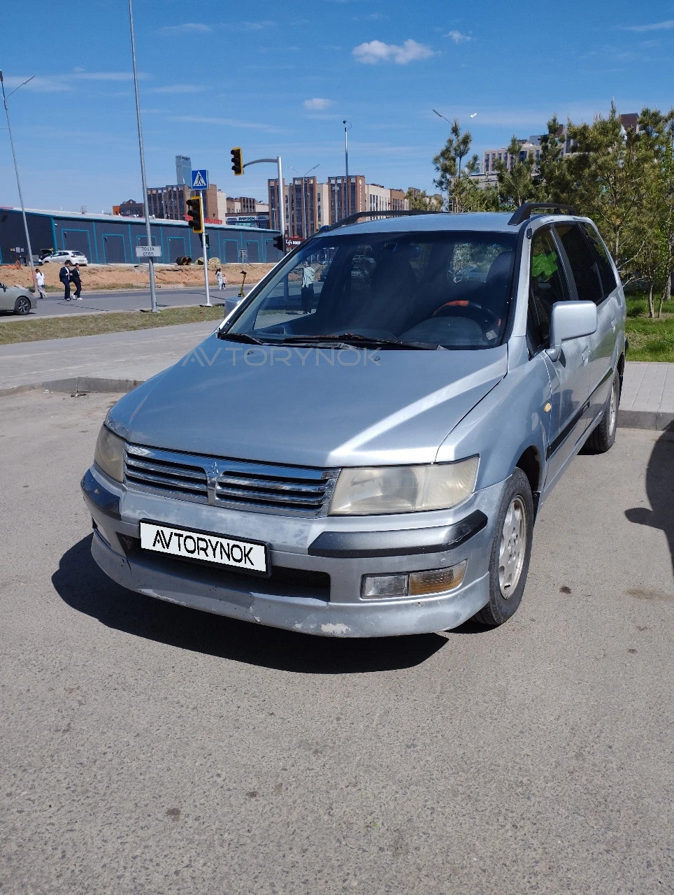 Mitsubishi Space Wagon, 2003