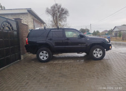 Toyota 4Runner 2003 года