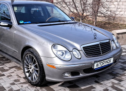 Mercedes-Benz E-Класс 2002 года