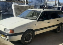 Volkswagen Passat 1992 года
