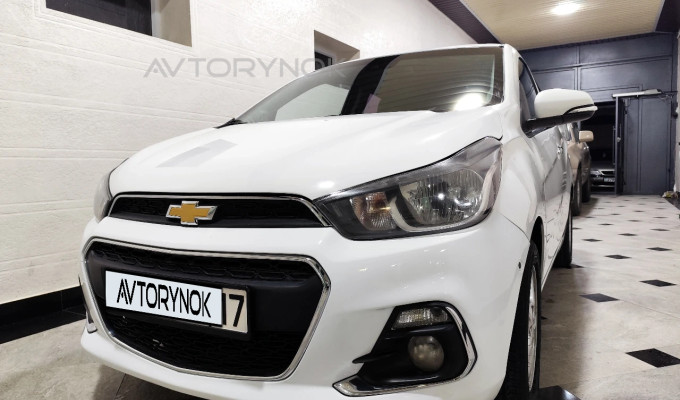 Chevrolet Spark 2017 года