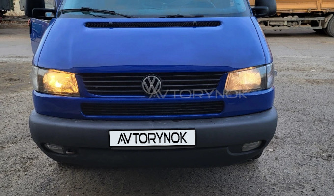 Volkswagen Transporter 2001 года