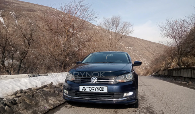 Volkswagen Polo 2015 года