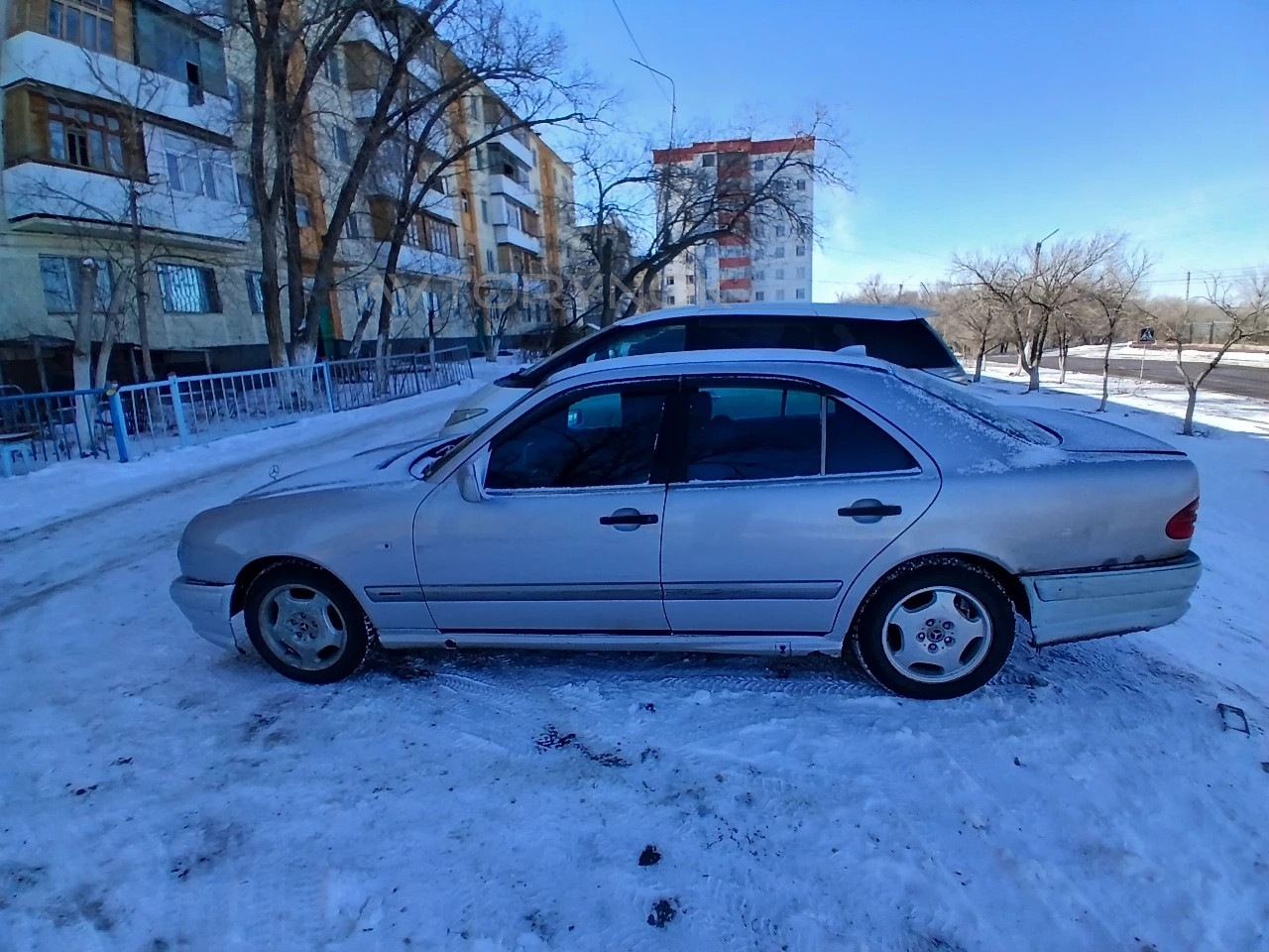 Mercedes-Benz E-Class, 1995