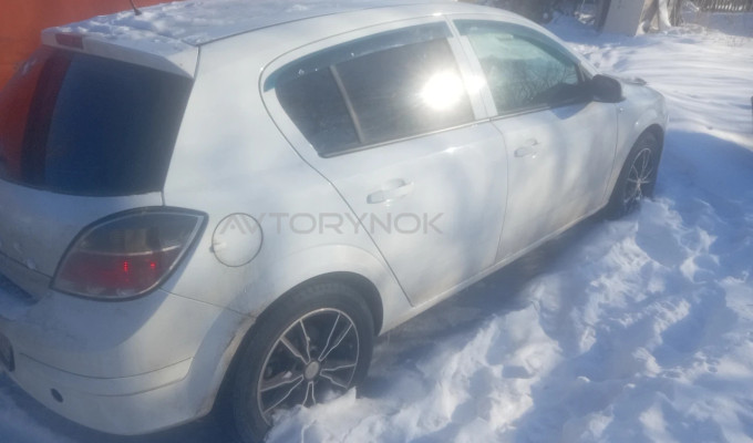 Opel Astra 2009 года