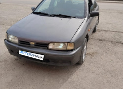 Nissan Primera 1991 года