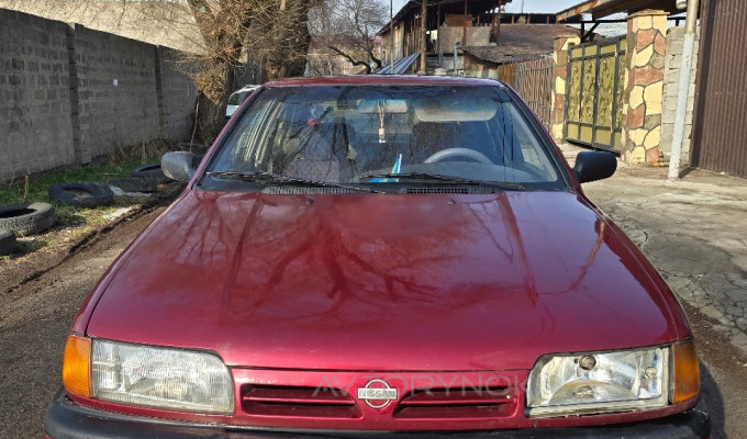 Nissan Primera 1994 года