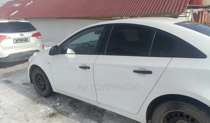 Chevrolet Cruze 2012 года