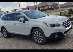 Subaru Outback 2017 года