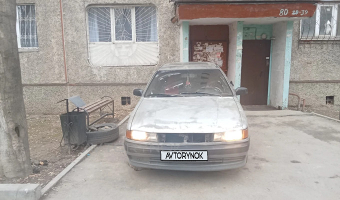 Mitsubishi Lancer 1992 года