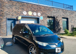 Toyota Estima 2006 года
