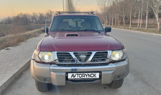 Nissan Patrol 2002 года