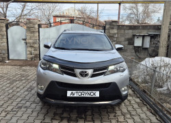Toyota RAV4 2013 года