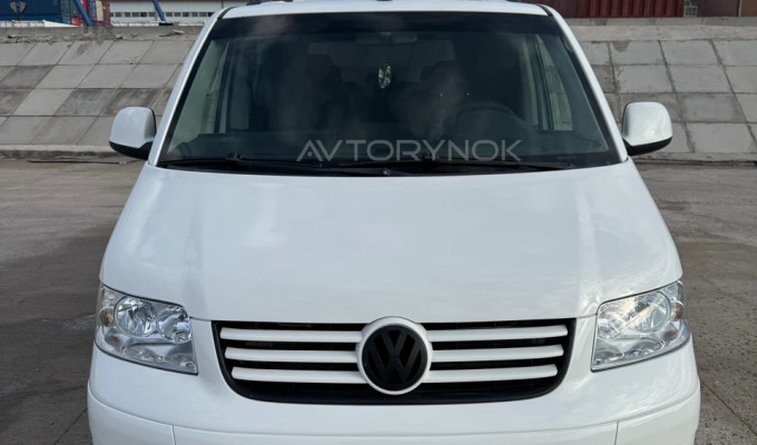 Volkswagen Multivan 2006 года