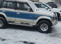 Mitsubishi Pajero 1992 года