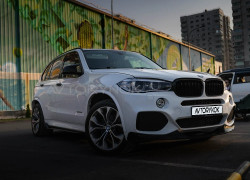 BMW X5 2015 года