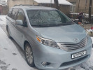 Toyota Sienna 2015 года