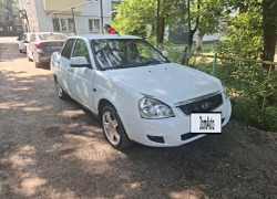 ВАЗ (Lada) Priora 2013 года