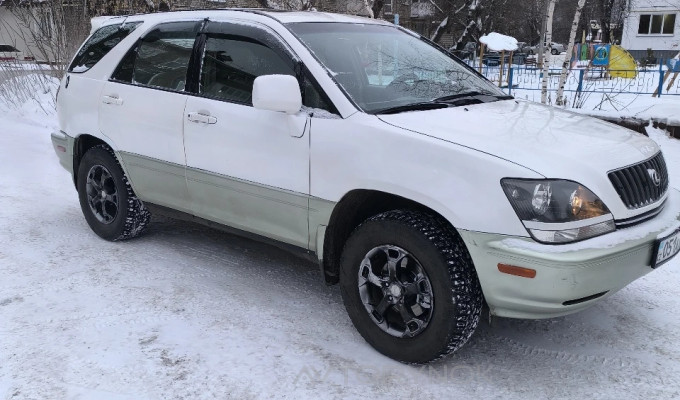 Lexus RX 2000 года